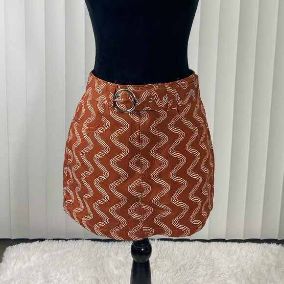 THE RAGGED PRIEST x Milk It Reach It Wiggle Print Mini Skirt Rust Beige US 6 - Picture 5 of 13